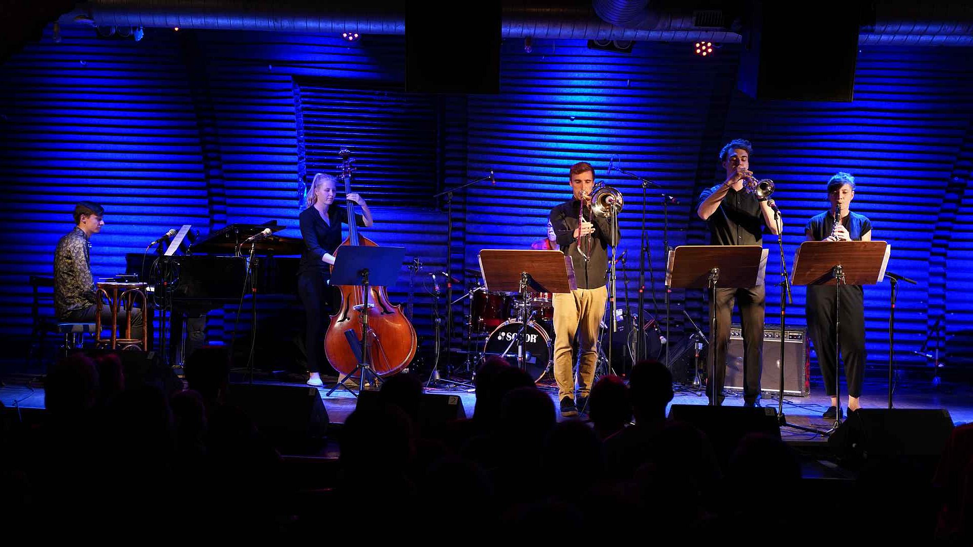 Auftritt einer Studierenden-Band im Jazzhaus Freiburg