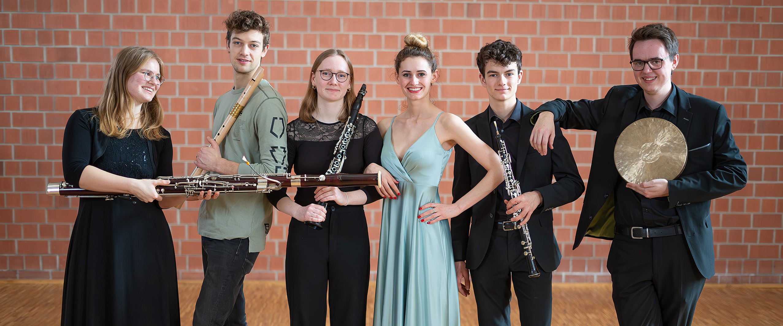 Eine Gruppe junger Musiker