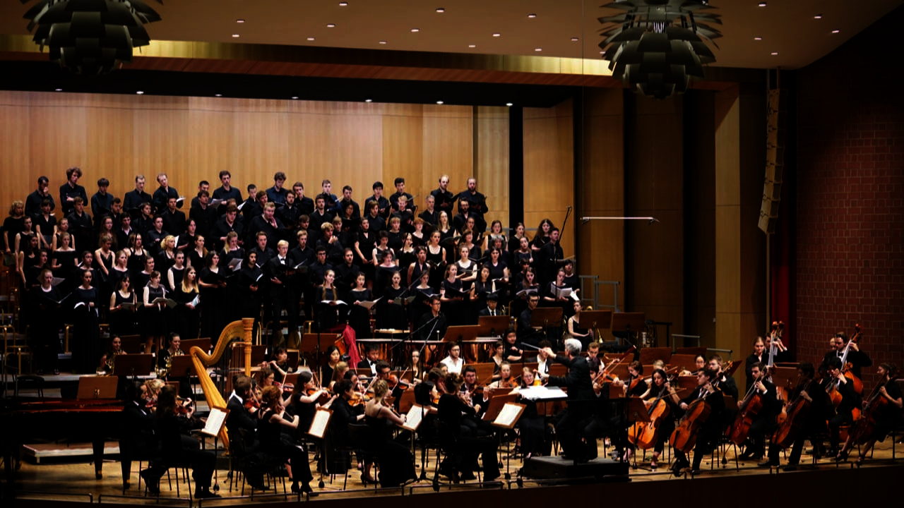 Deutsch-russischer-Dialog