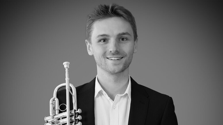 Alfred Carslake mit Trompete