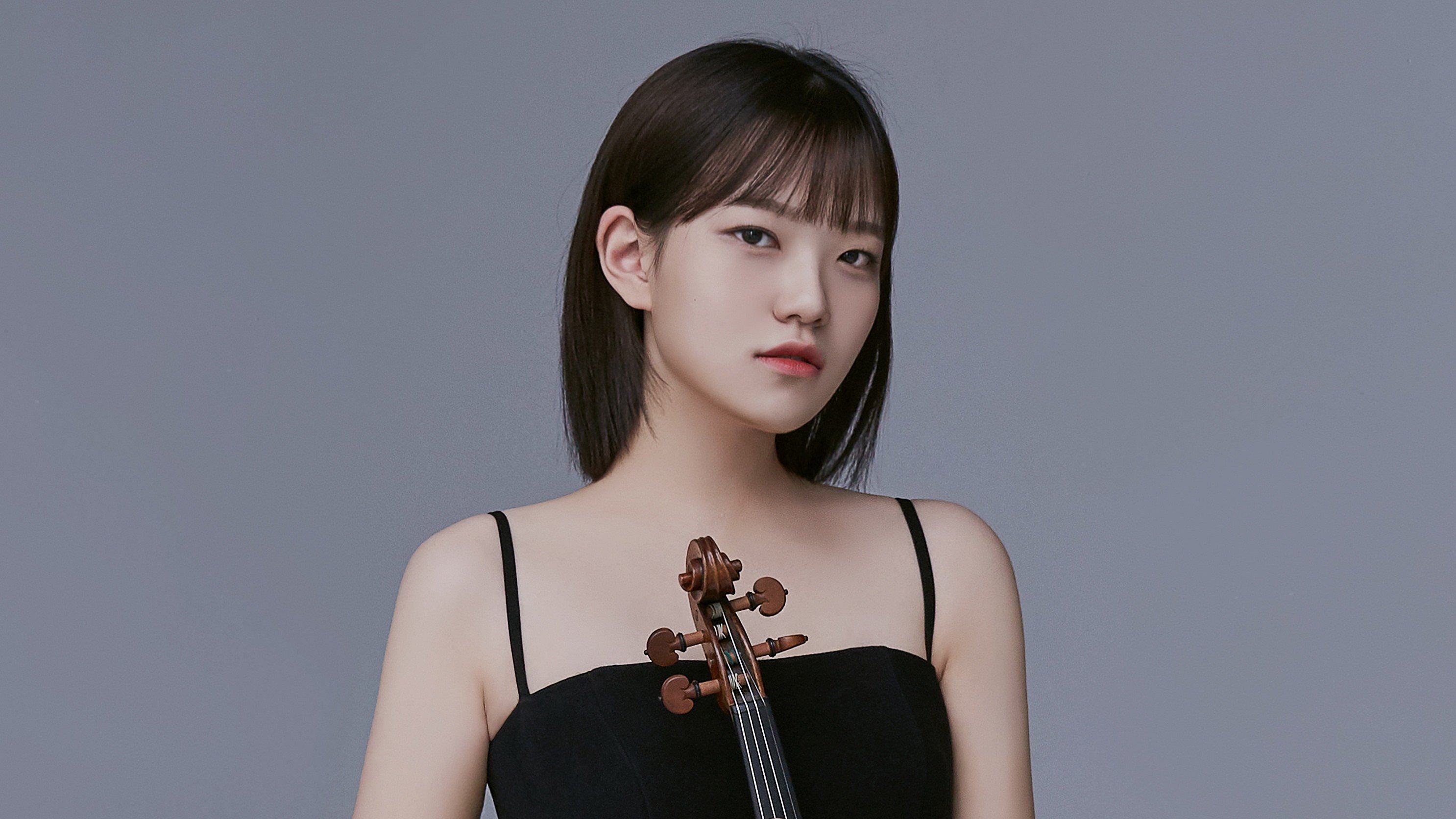 Yujin Shin mit Geige
