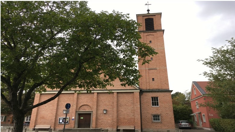 Die Friedenskirche Freiburg